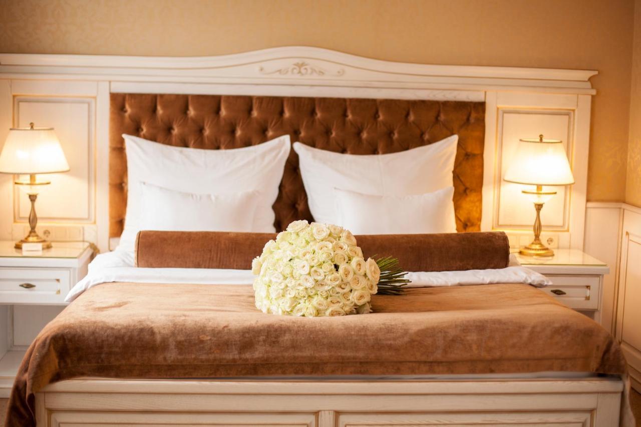 Nadiya Hotel Iwano-Frankiwsk Zewnętrze zdjęcie