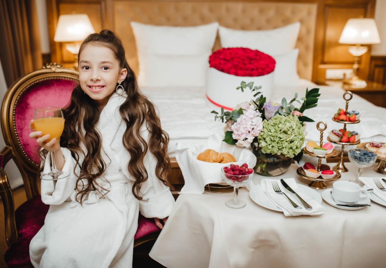 Nadiya Hotel Iwano-Frankiwsk Zewnętrze zdjęcie