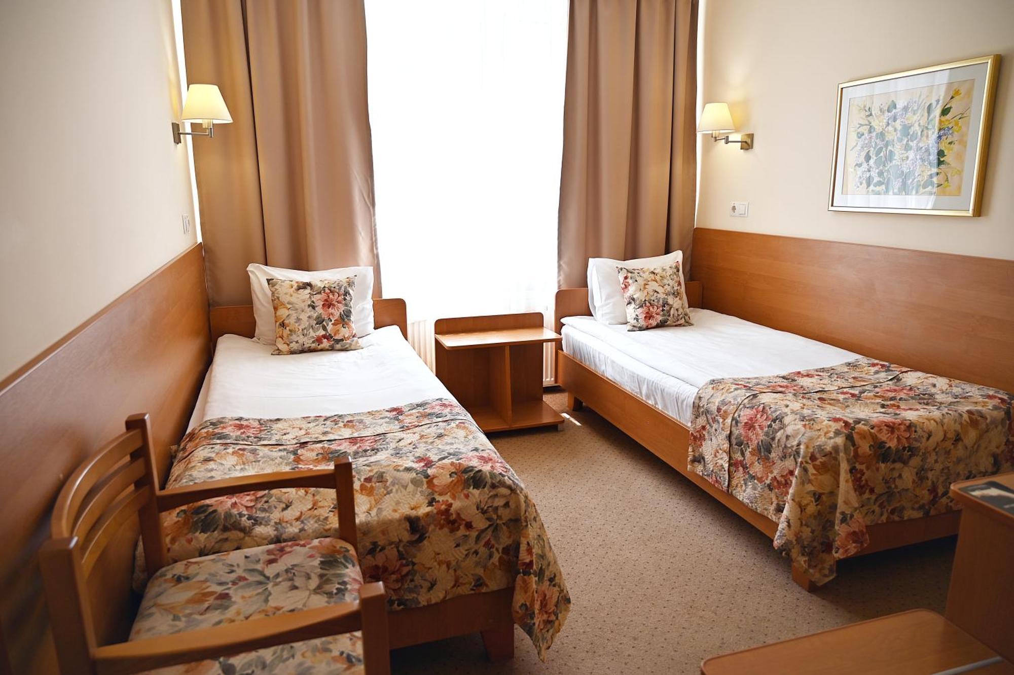 Nadiya Hotel Iwano-Frankiwsk Zewnętrze zdjęcie