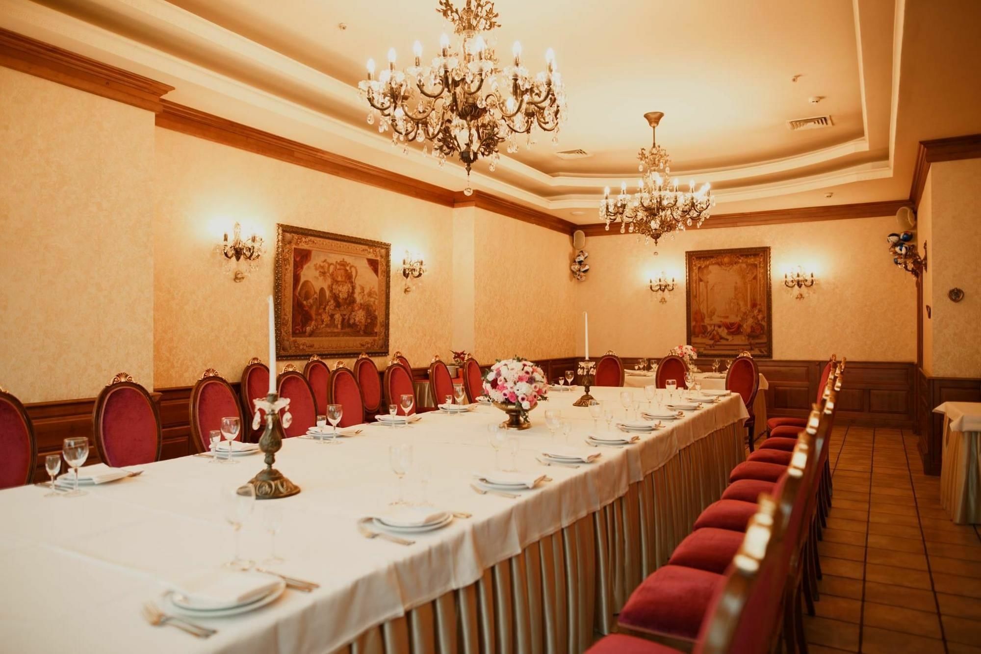 Nadiya Hotel Iwano-Frankiwsk Udogodnienia zdjęcie