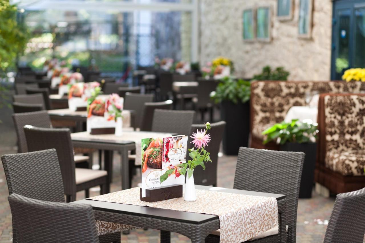 Nadiya Hotel Iwano-Frankiwsk Zewnętrze zdjęcie